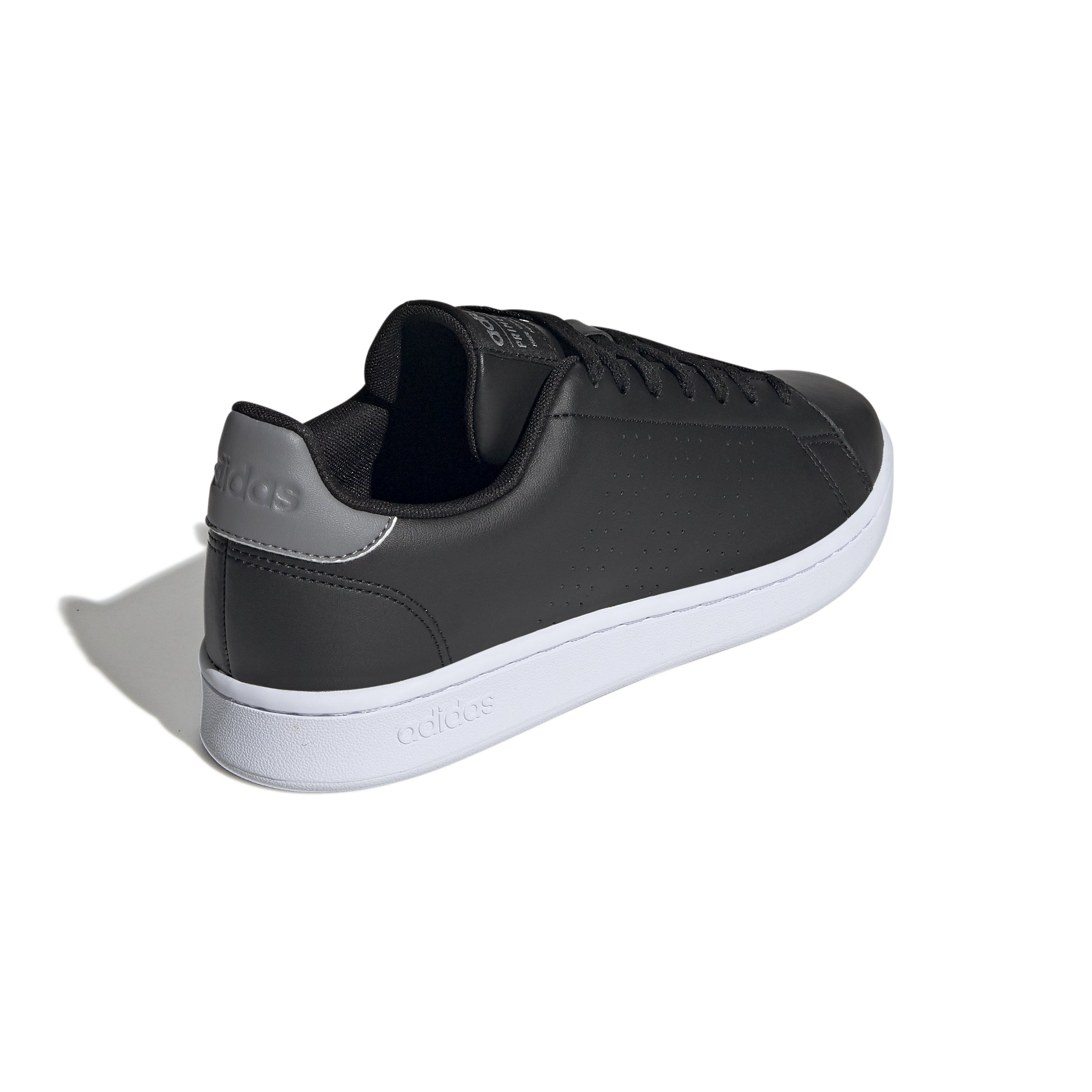 Tenis advantage on sale