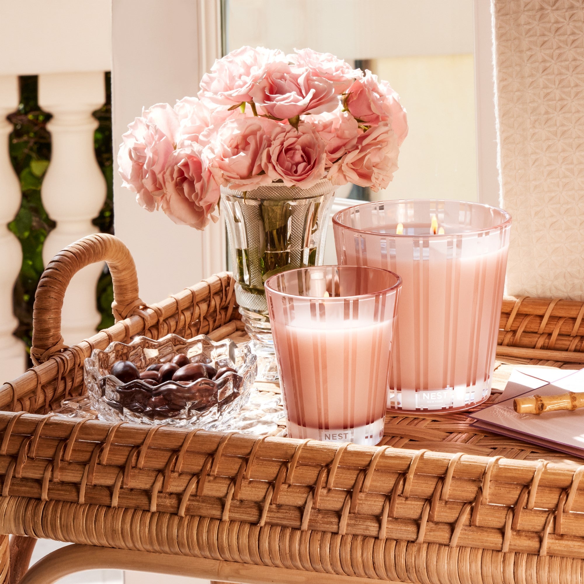 NEST New York Himalayan Salt & Rosewater Classic Candle