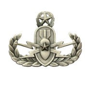 Vanguard Badge Regulation Oxidized: Master Explosive Ordnance Disposal