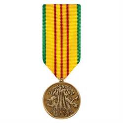 Vanguard Miniature Medal: Vietnam Service (6618195)